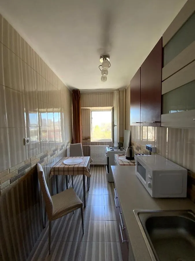 Le Garcon De Adi-Cosy,Quiet,Spatious Studio Bucharest