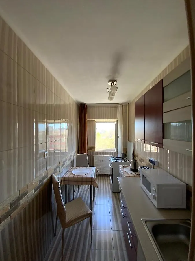 Le Garcon De Adi-Cosy,Quiet,Spatious Studio Bucharest Romania